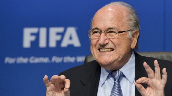 Joseph Blatter propone retirar sede del Mundial a Catar y dársela a EE.UU.