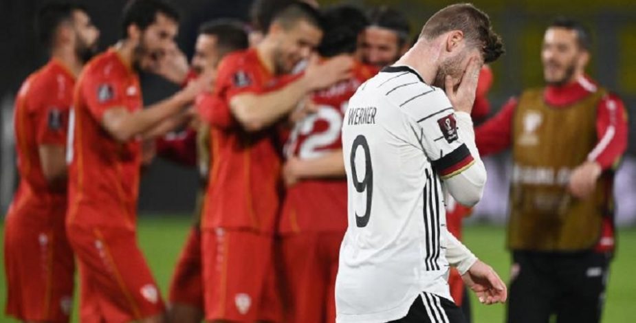 Medios alemanes se lanzan contra su selección tras histórica derrota en casa ante Macedonia del Norte.