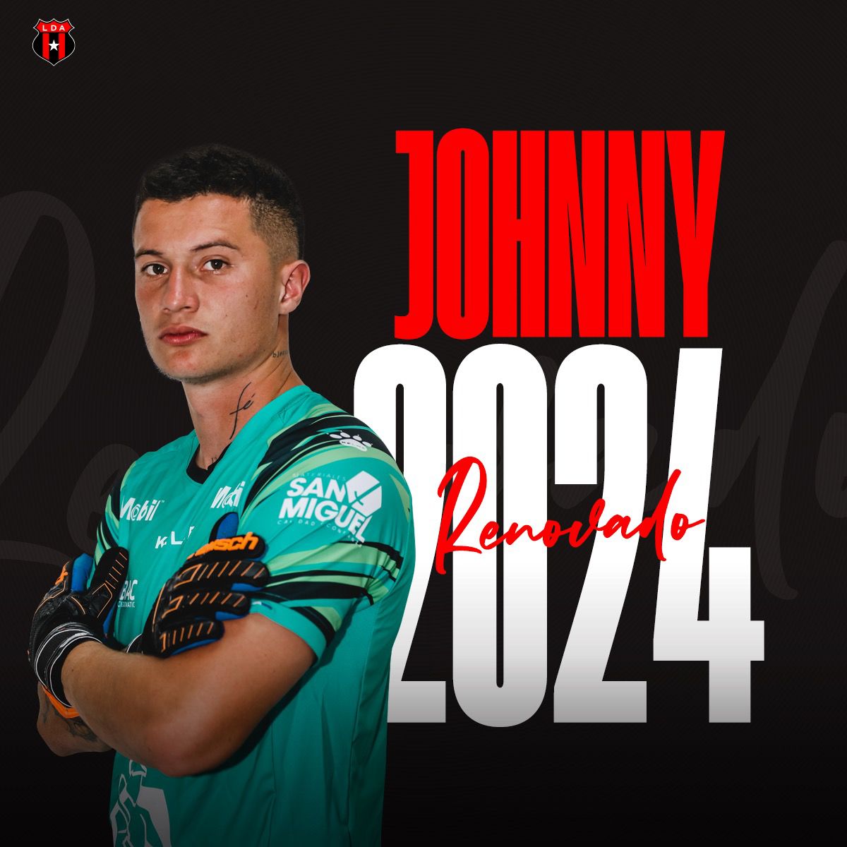 Alajuelense prestó al guardameta Johnny Álvarez, pero antes lo renovó hasta junio de 2024.