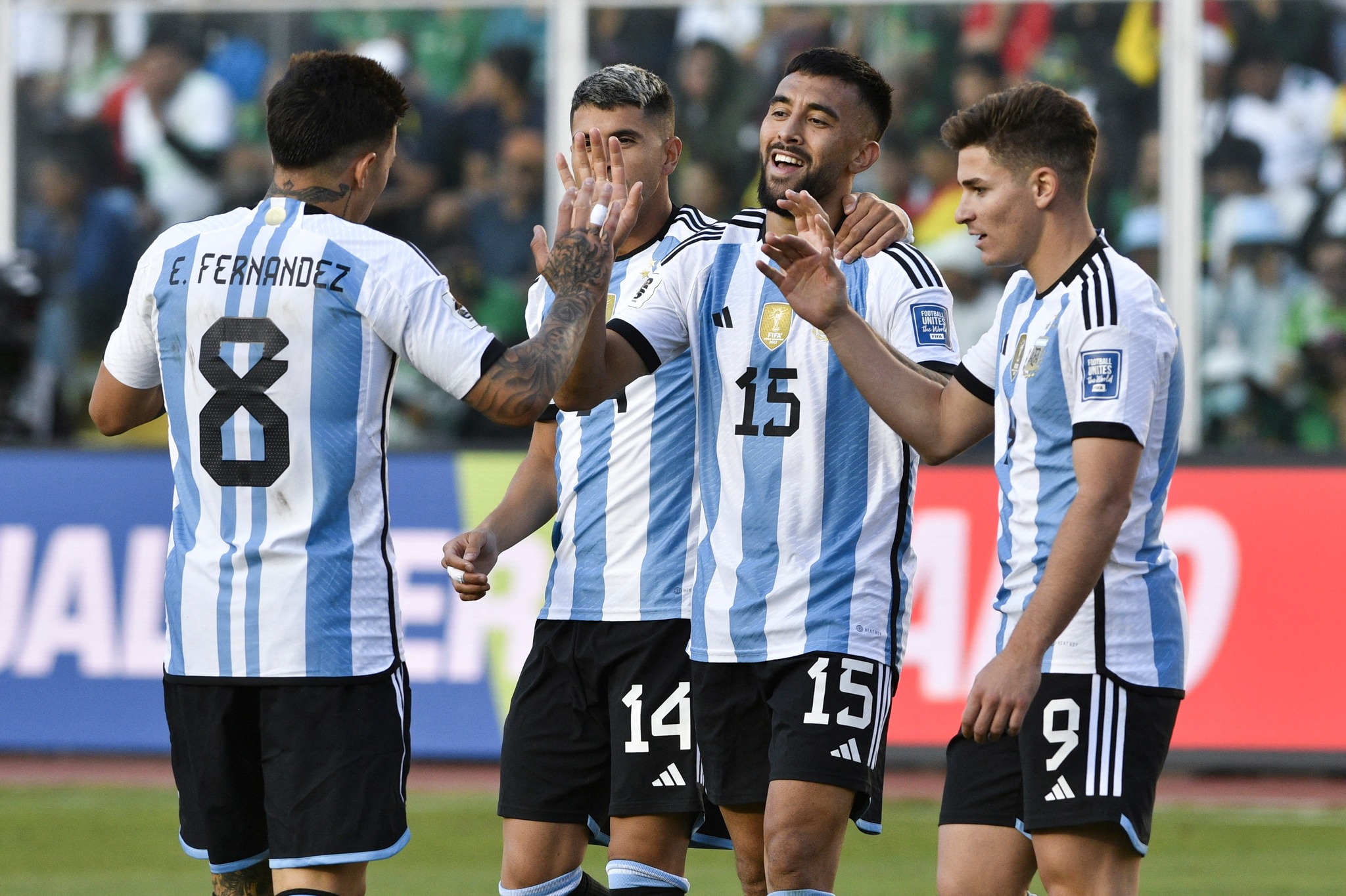 Argentina goleó a Bolivia en la altura de La Paz.