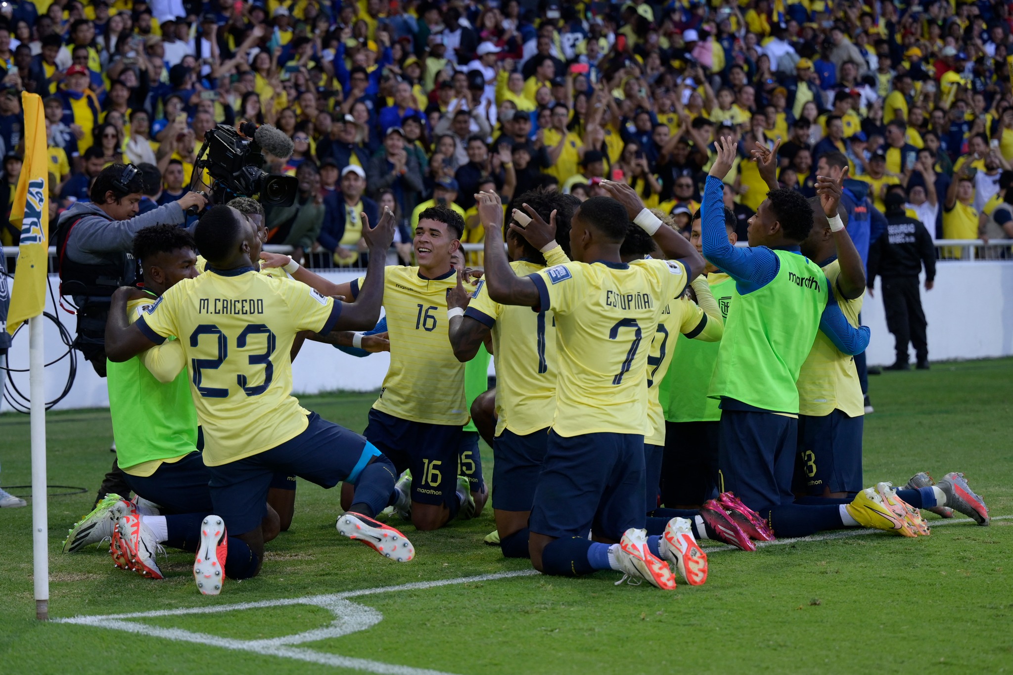 Ecuador derrotó a Uruguay en Quito y borra su saldo negativo de puntos en la Eliminatoria.