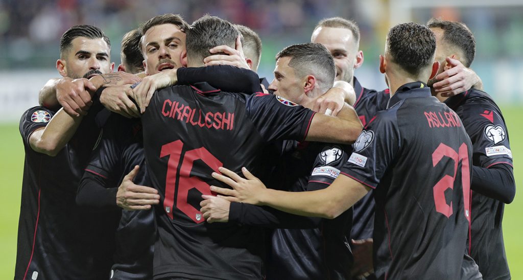 Albania y Dinamarca aseguraron boleto para la Euro 2024.