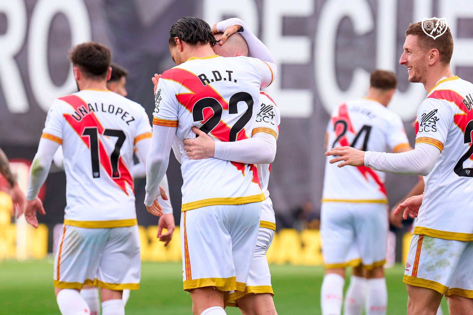 Real Madrid no pudo a domicilio con Rayo Vallecano y cedió el empate.