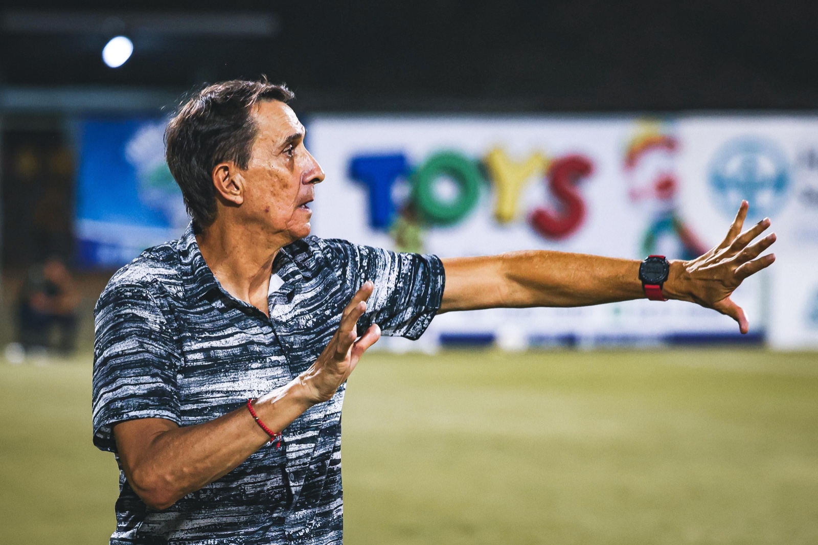 Alexandre Guimaraes: “Hicimos un muy buen partido, es una lástima”.