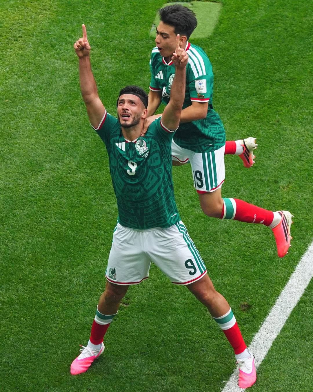 México cumplió, ganó, pero no convenció.