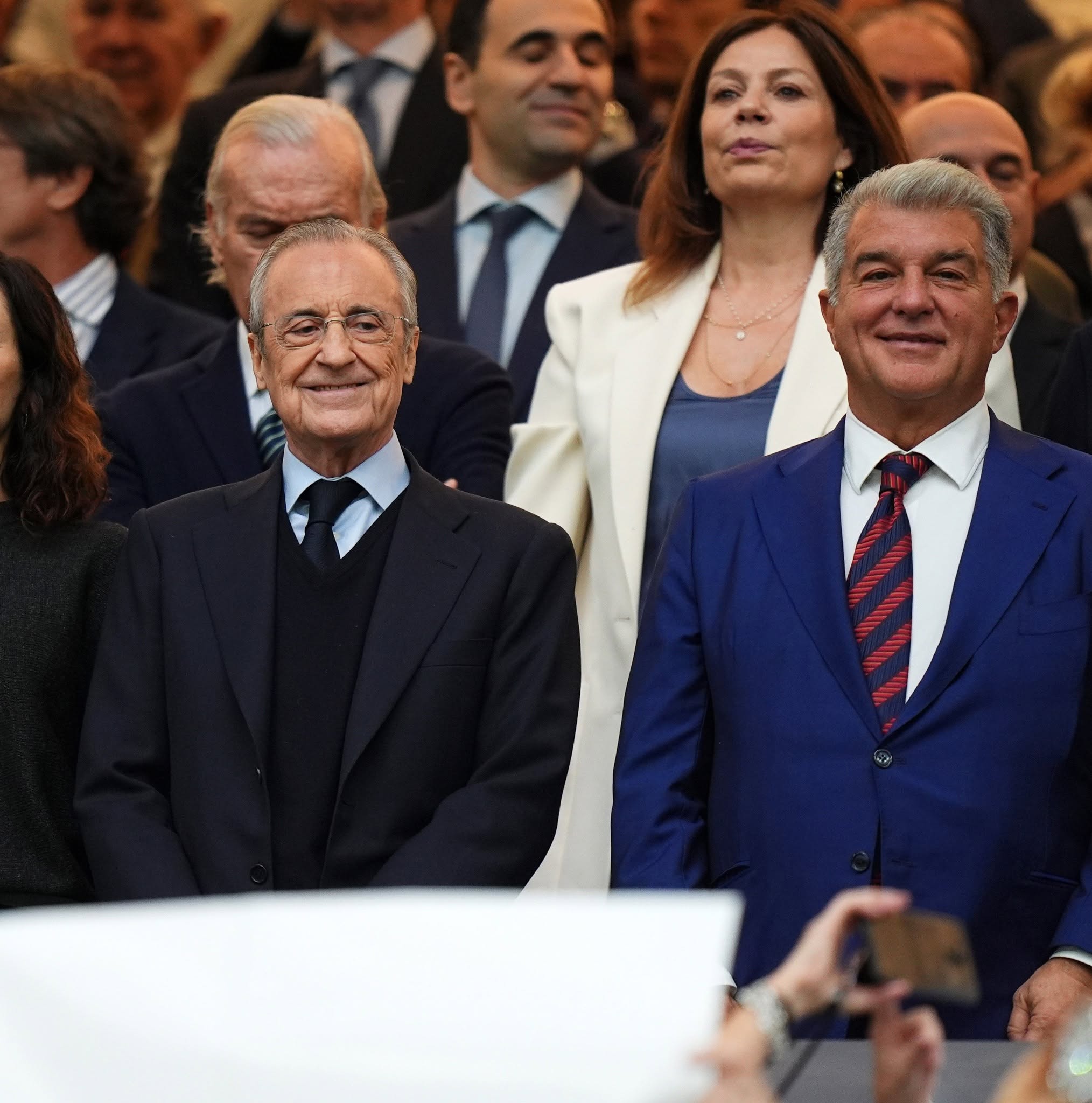 Real Madrid denuncia al Barcelona ante la UEFA y le remite el caso “Negreira”.