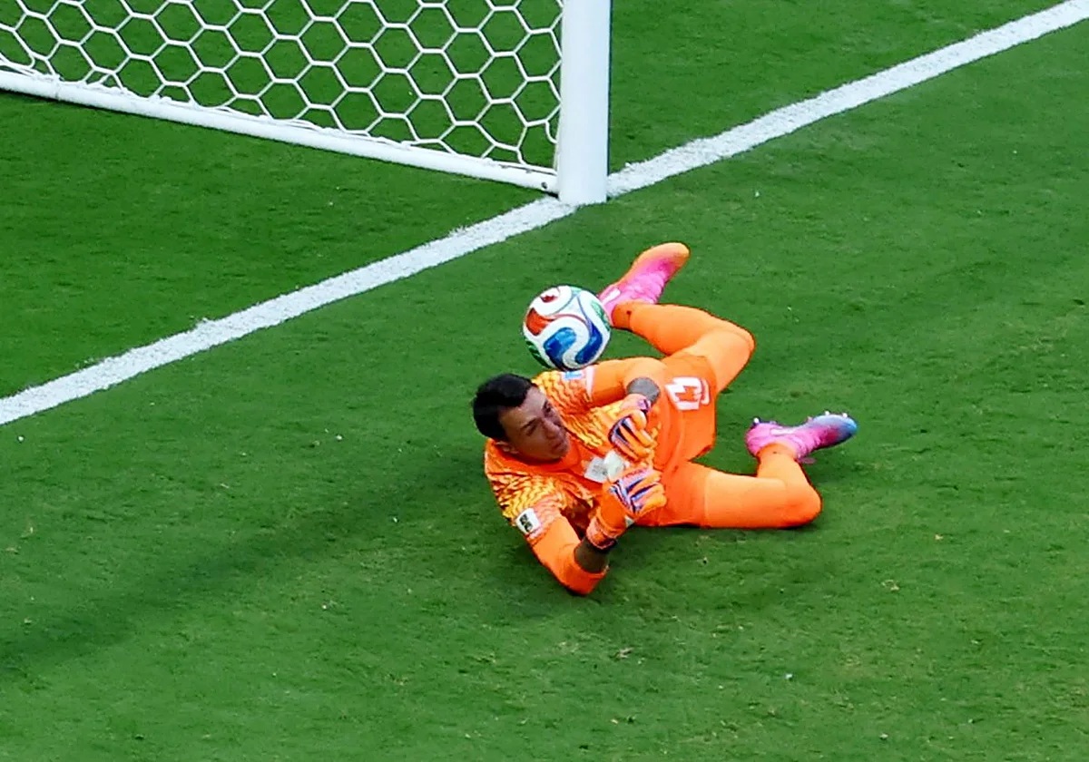 Fernando Muslera: “Nunca imaginé estar sufriendo tanto por este deporte; más con todo el trabajo que hice y cómo me preparé”.