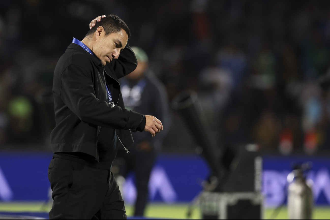 Efraín Juárez dejó la dirección técnica de Pumas