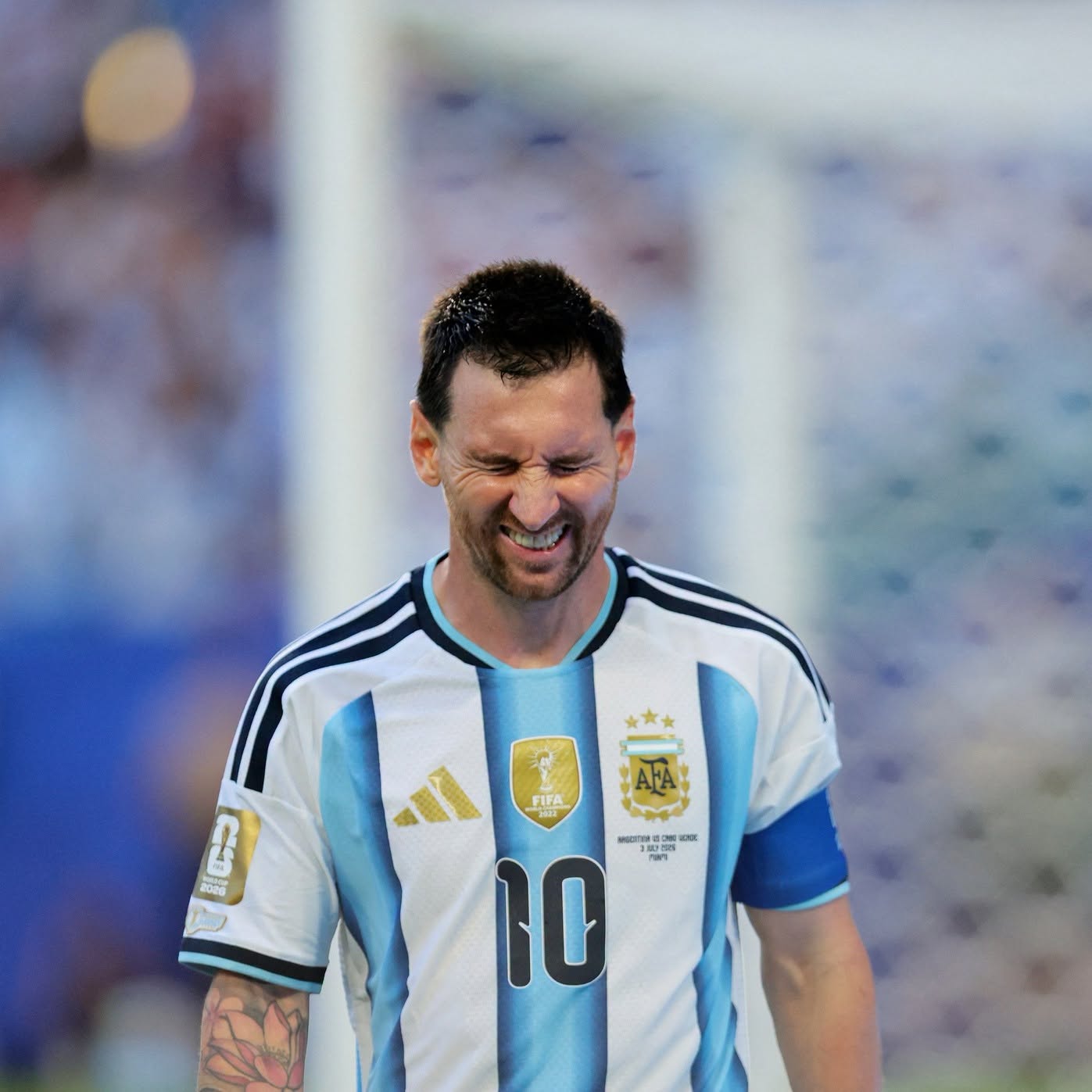 Messi: “Hicimos cosas buenas y debemos corregir las malas, que creo que hoy fueron muchas también”.