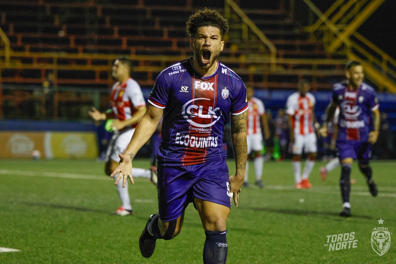 ¡El “Efecto Jafet” no funcionó! Herediano perdió ante San Carlos y pasó a ser el colero del Apertura.