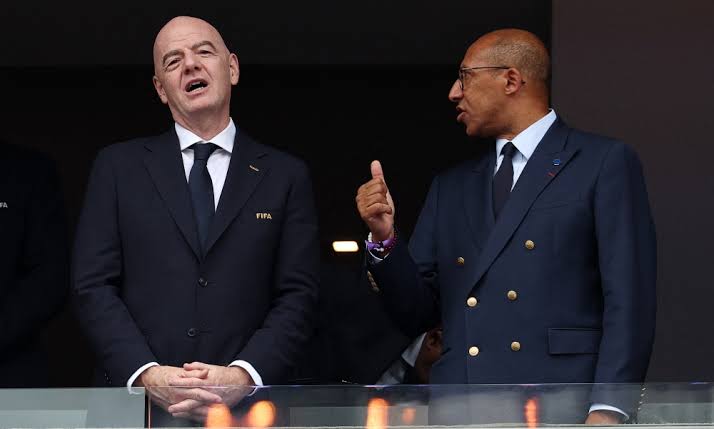 UEFA y Concacaf presionan a la FIFA para repartir $10 millones a cada federación