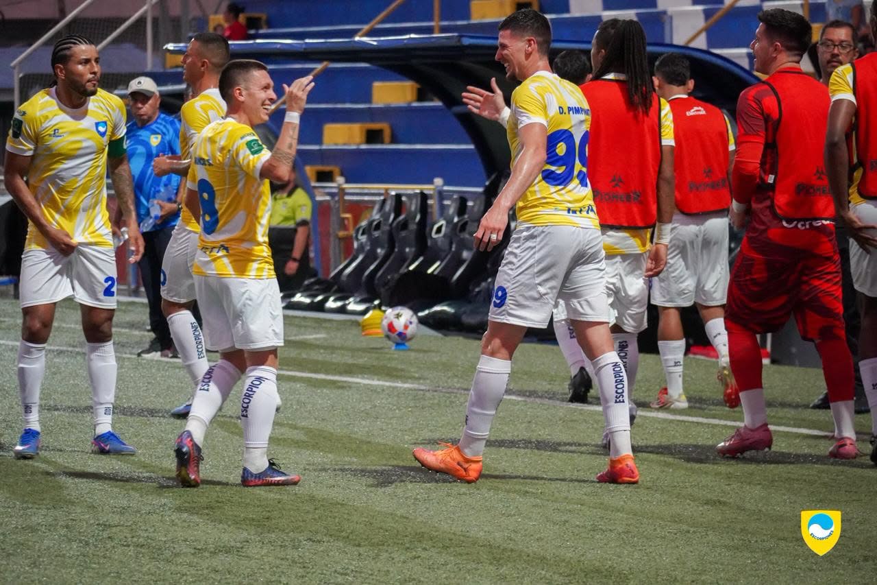 Escorpiones goleó en Pérez Zeledón y sale del último lugar.