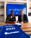 OFICIAL: Jeyland Mitchell es nuevo jugador del Racing de Estrasburgo de Francia.